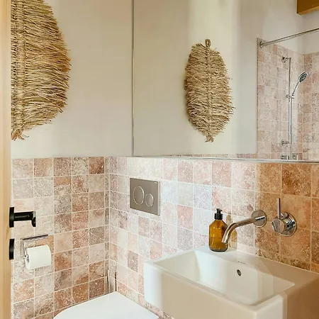 펜션 Stylish Design Retreat Near The *