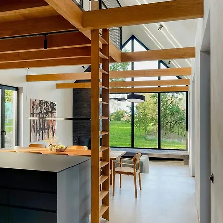 Stylish Design Retreat Near The