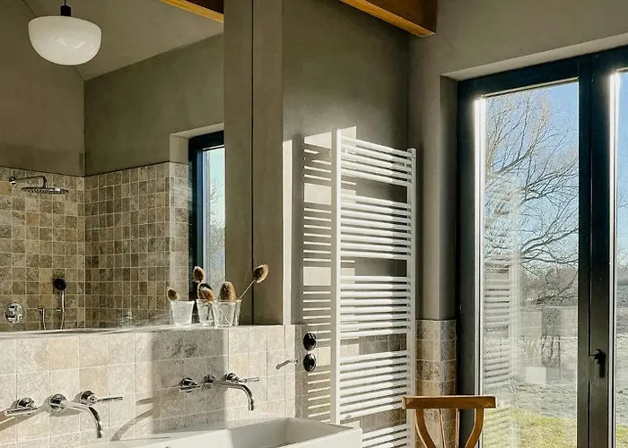 Дом отдыха Stylish Design Retreat Near The Grunow (Brandenburg)