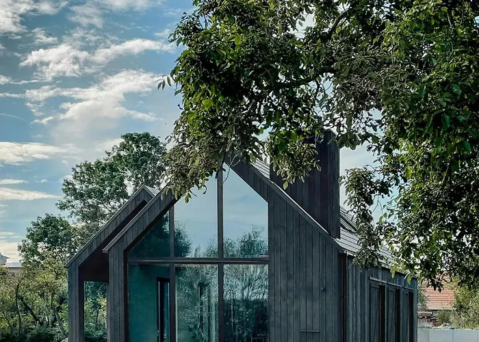 Stylish Design Retreat Near The